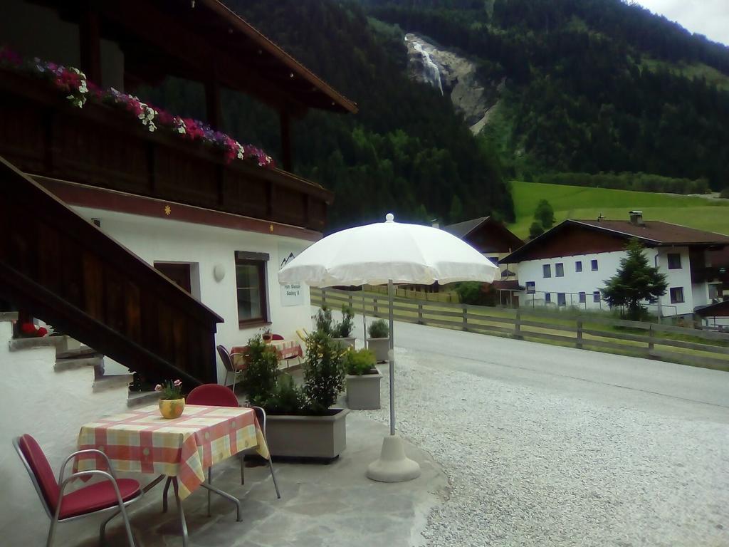 Appartements Fam. Gleinser Mirella Neustift im Stubaital Exterior foto