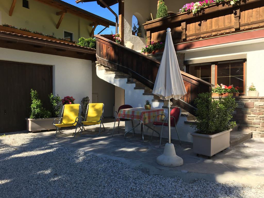Appartements Fam. Gleinser Mirella Neustift im Stubaital Exterior foto